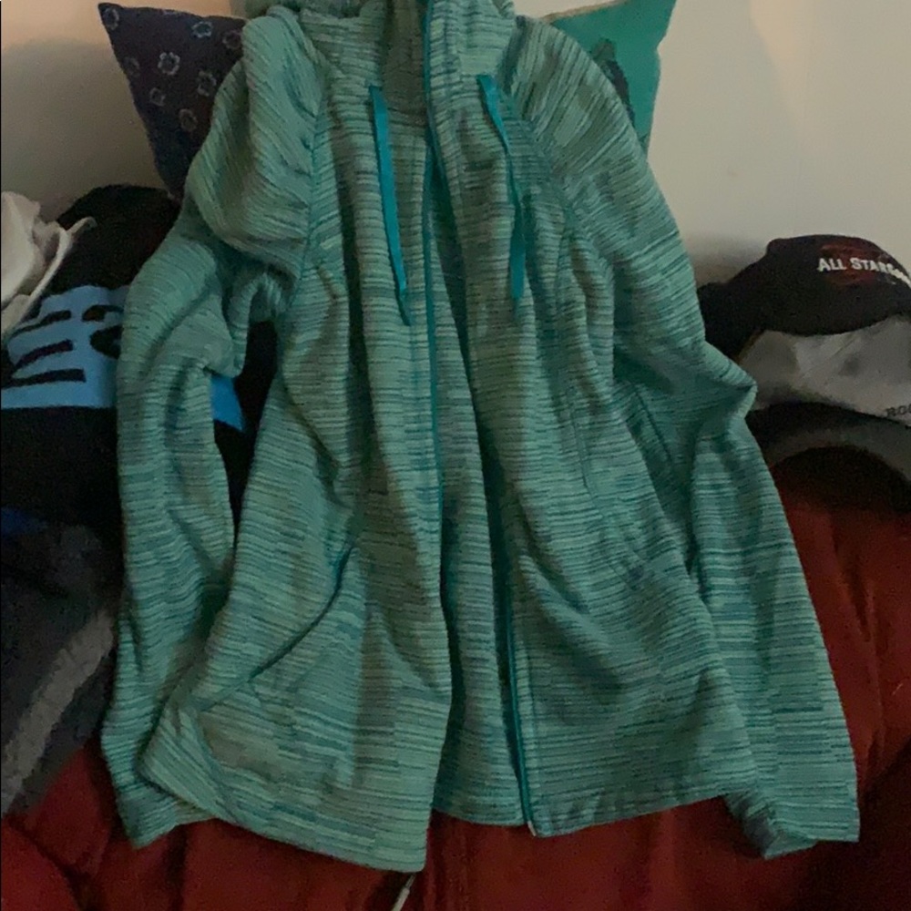 Woman’s Lightweight north face  jacket